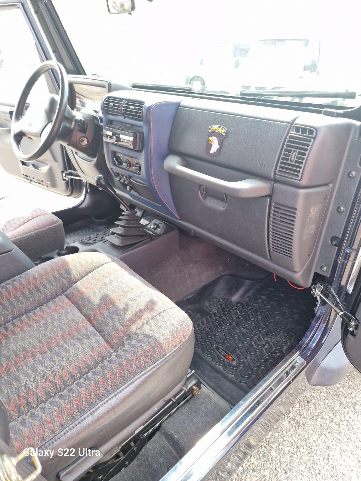 Jeep Wrangler del 1999 in saldo 061