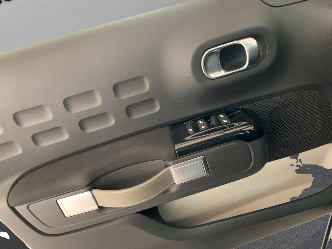 Citroen C3 1.2 puretech Shine s&s 83cv