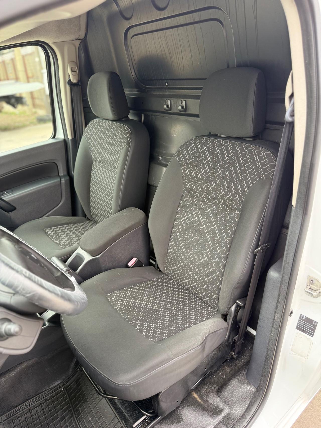 Renault Kangoo 1.5 dCi 90 cv 2011