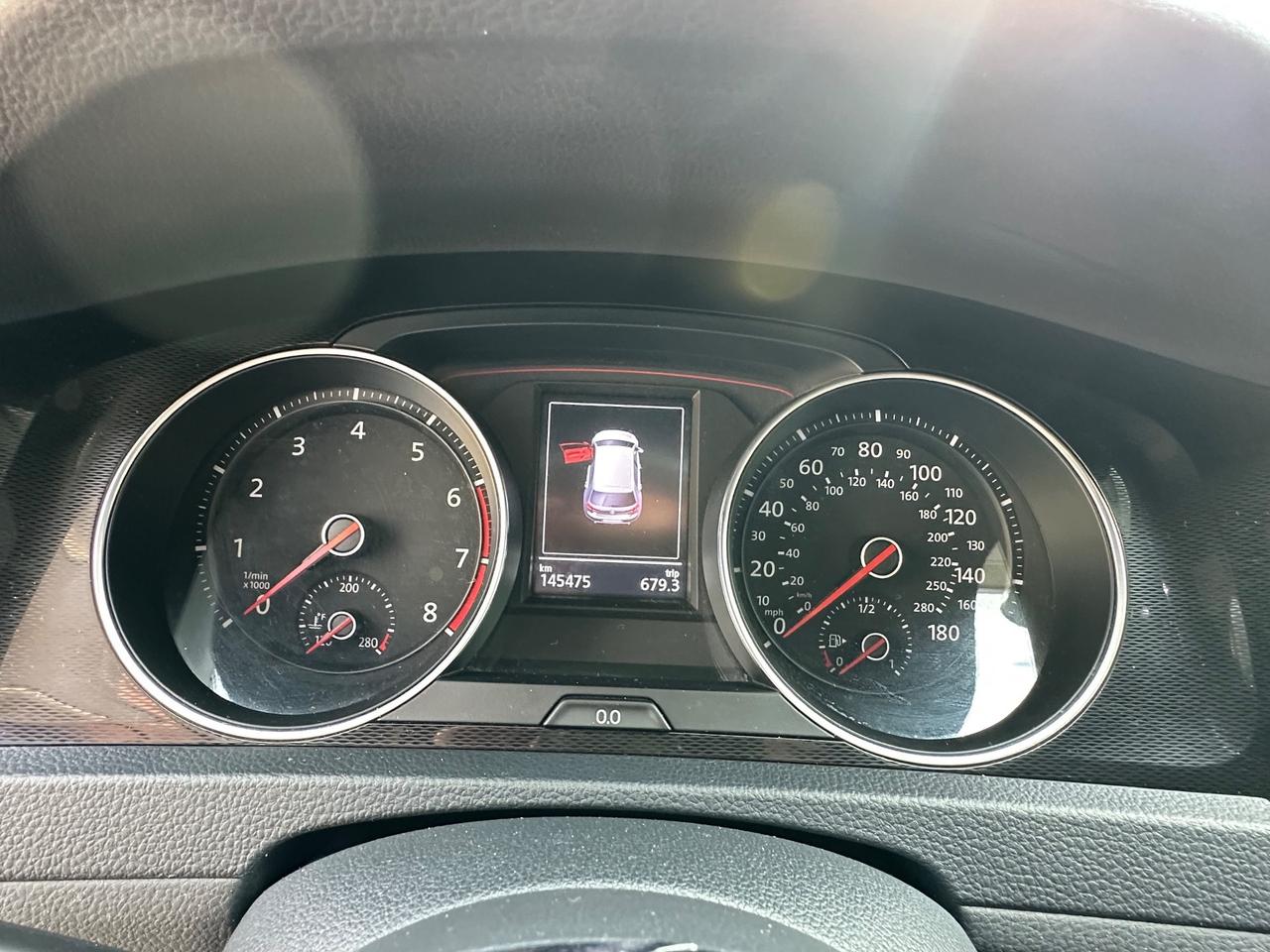 Volkswagen Golf VII GTI 2.0 211CV PANAMERICANA