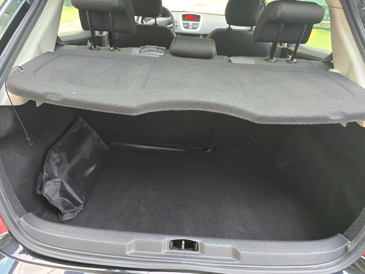 Peugeot 207 1.4BZ/GPL 73CV GPL FINO 2031-2010