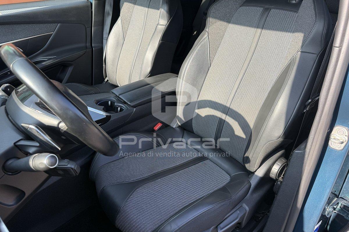 PEUGEOT 3008 Hybrid 225 e-EAT8 GT