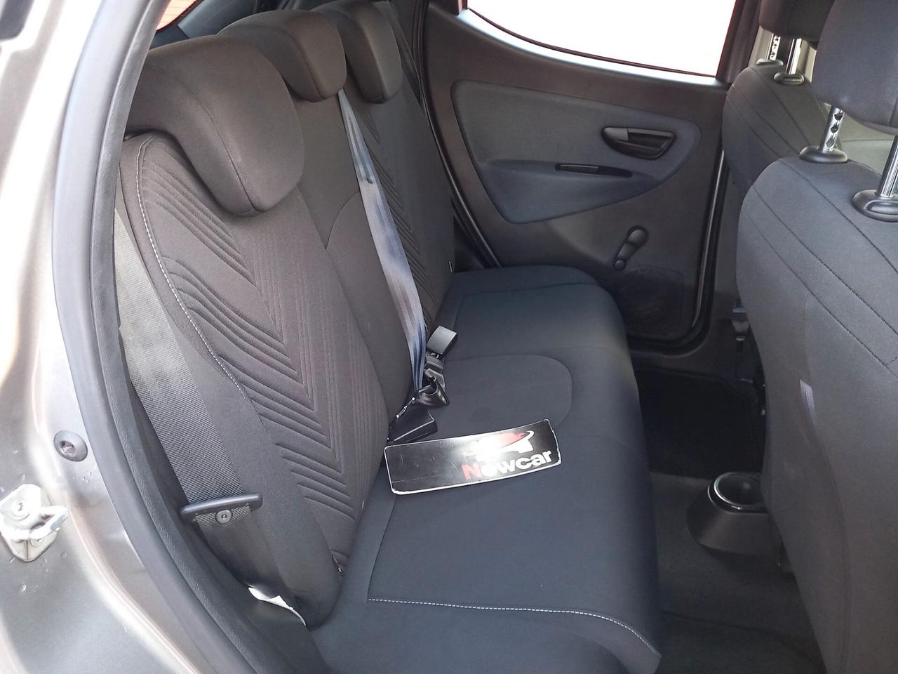 Lancia Ypsilon 1.0 FireFly 5 porte S&S Hybrid Gold km 29000 monitor android sensori GARANZIA TOTALE