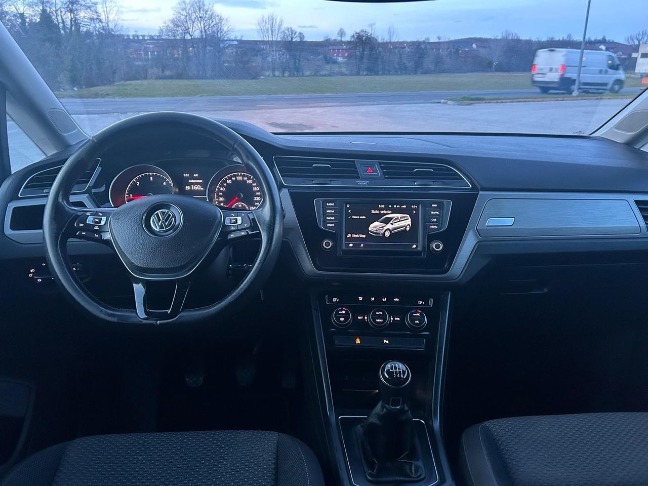 Volkswagen Touran ..7 Posti..2016 diesel 1.6 euro 6