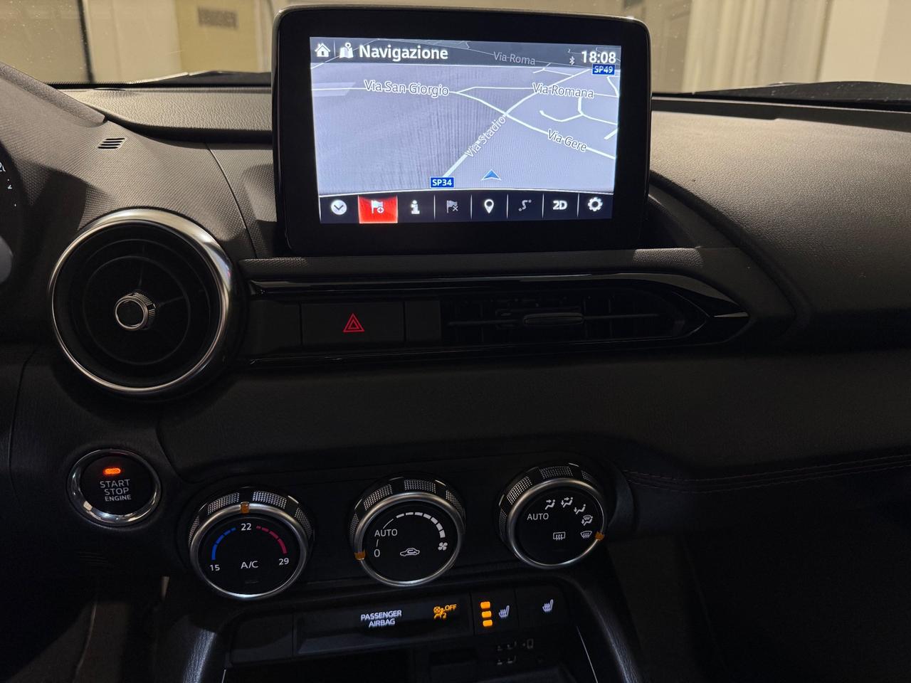 Mazda MX-5 2.0L Skyactiv-G Sport RECARO!!