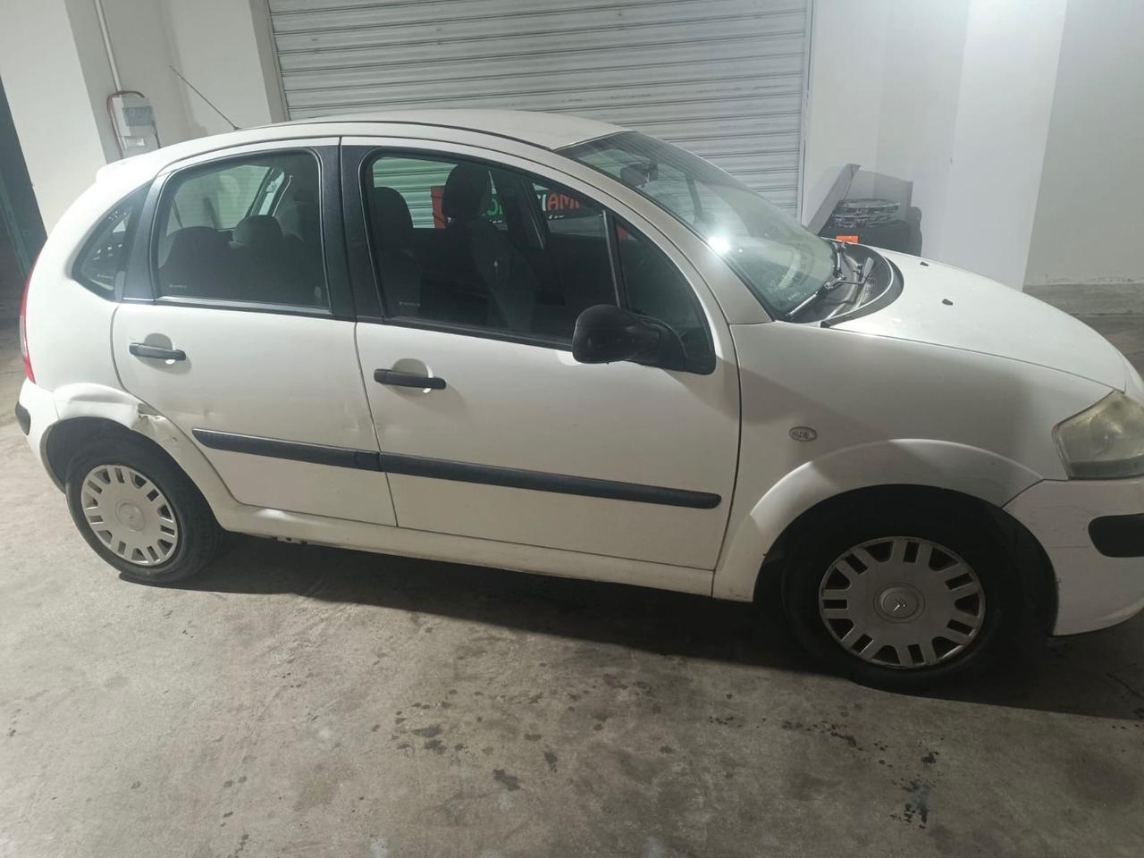 Citroen C3 1.1 airdream Gold by Pinko