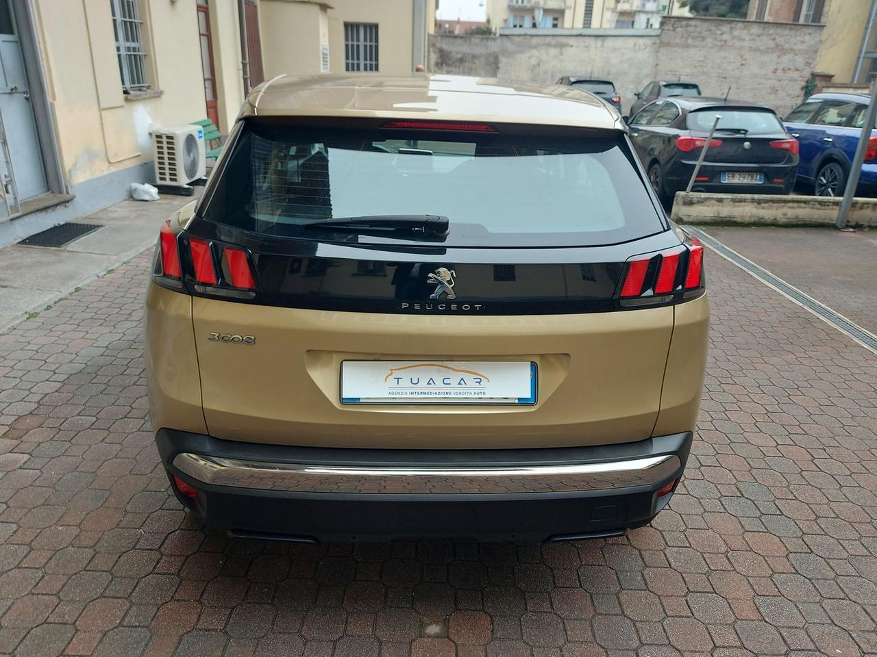 Peugeot 3008 Business 1.5 Blue HDI 130