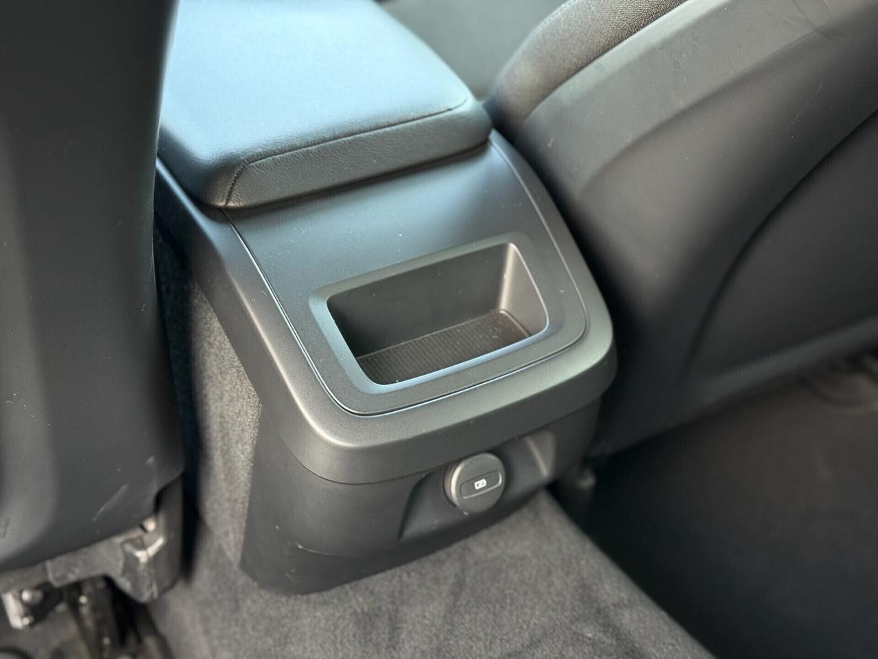 VOLVO V60 2021 B4 Geartronic
