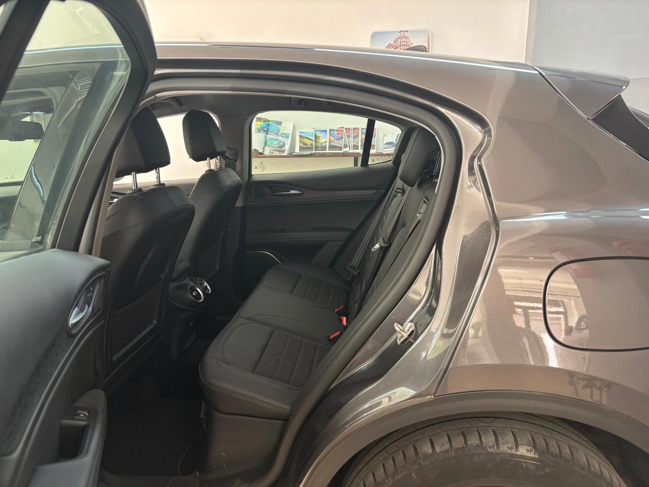 Alfa Romeo Stelvio 2.2 Turbodiesel 190 CV AT8 Q4 Super