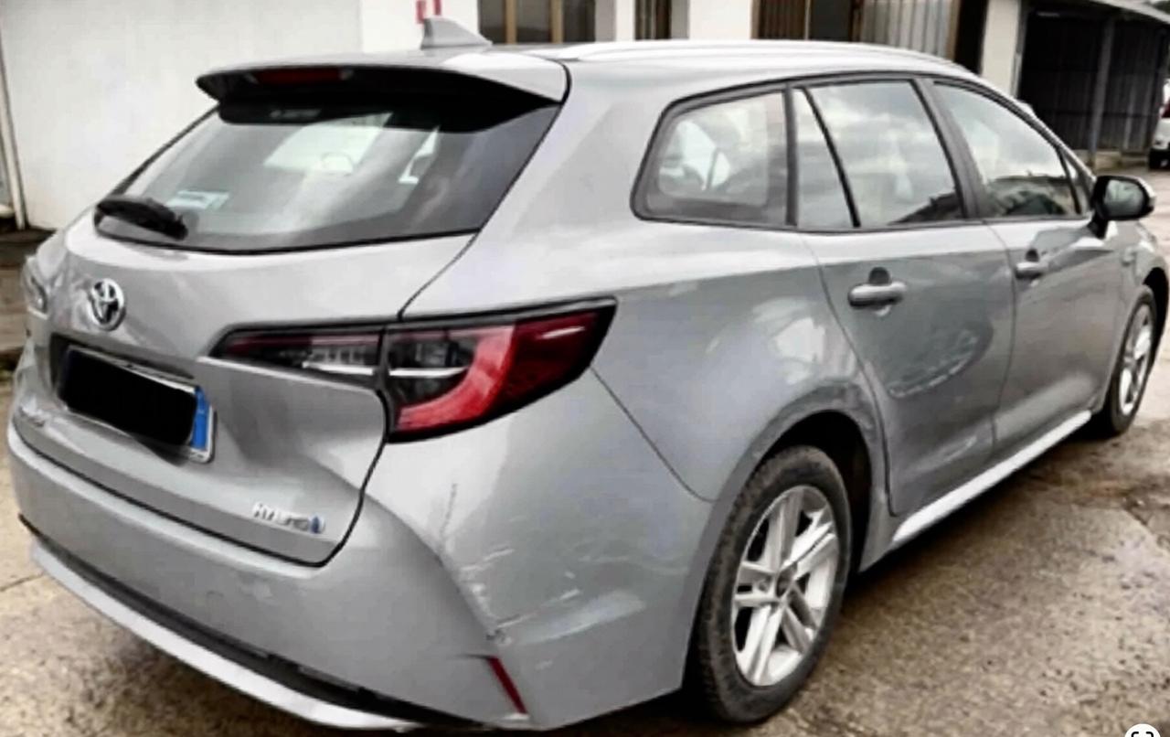 Toyota Corolla Touring Sports 1.8 Hybrid Business Tech