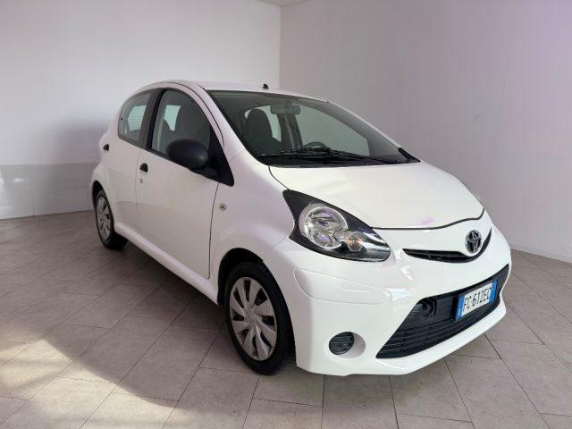 TOYOTA Aygo 1.0 12V VVT-i 5 porte Cool Soda Connect
