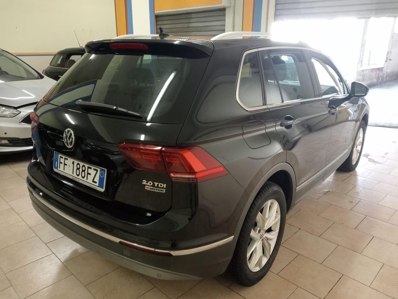 Volkswagen Tiguan 2.0 TDI SCR DSG 4MOTION Executive BMT