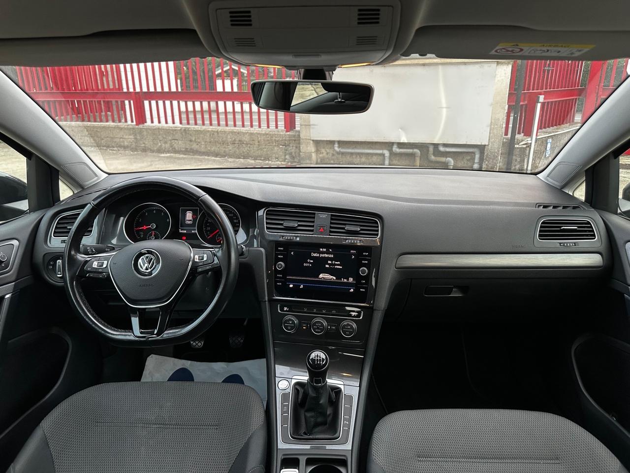Volkswagen Golf Variant 1.0 TSI 115 CV Business BlueMotion Tech.