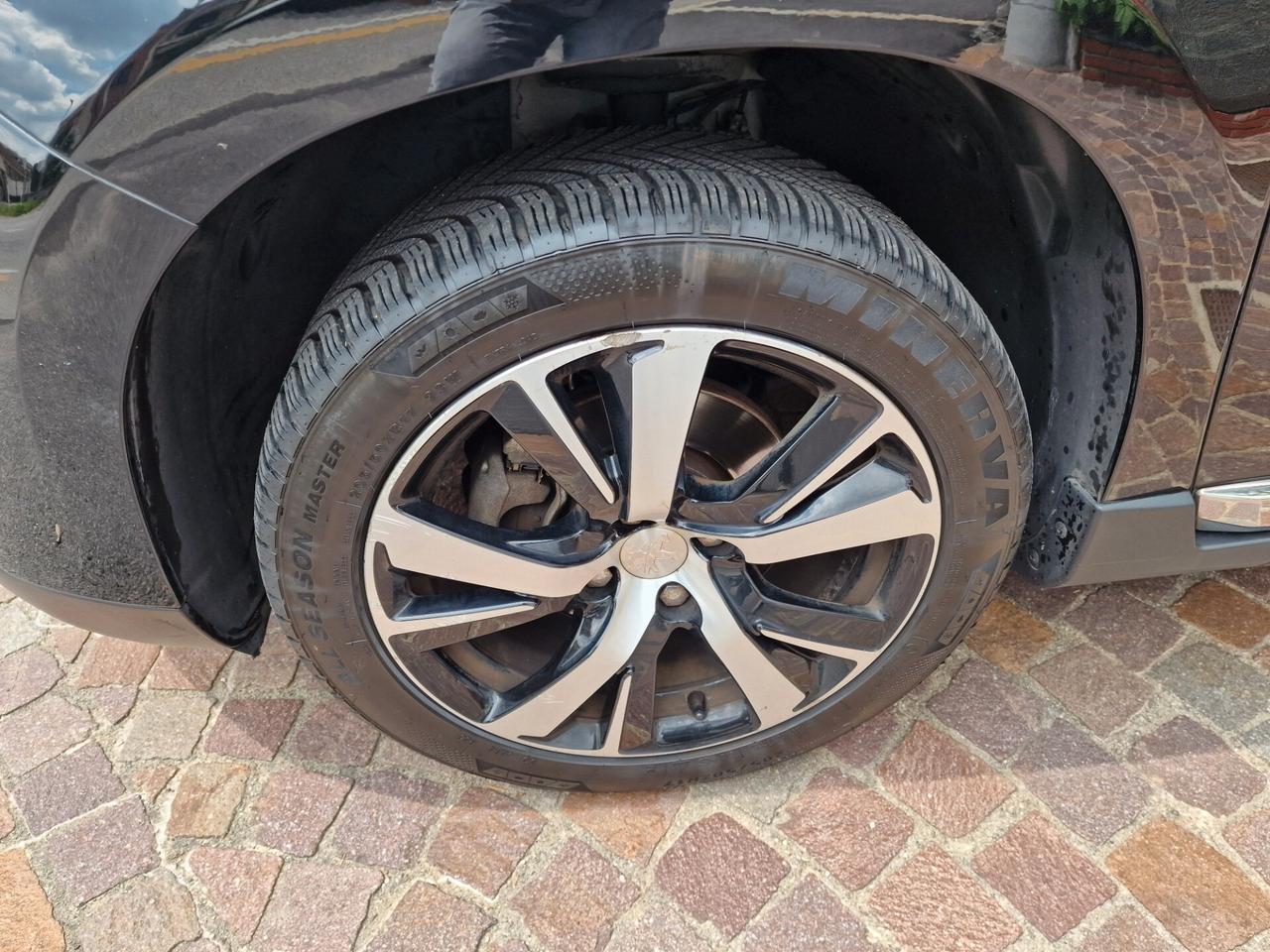 Peugeot 2008 BlueHDi 120 S&S Crossway