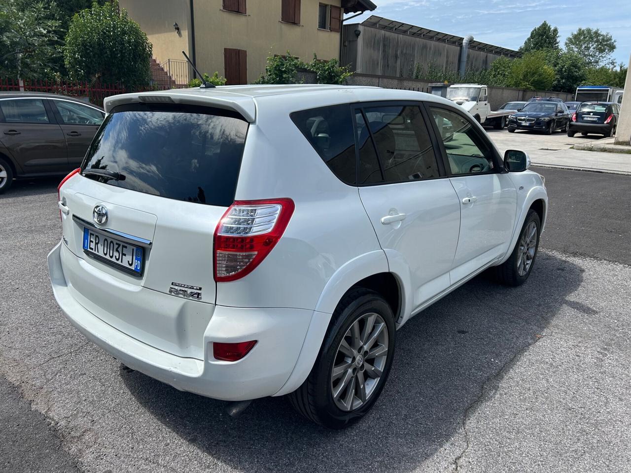 Toyota RAV 4 Style 2.2D 150cv full