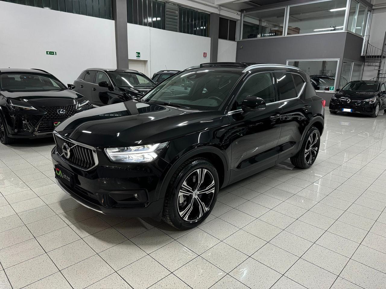 XC40 T4 Recharge Hybrid Inscription TETTO PARI NUOVO