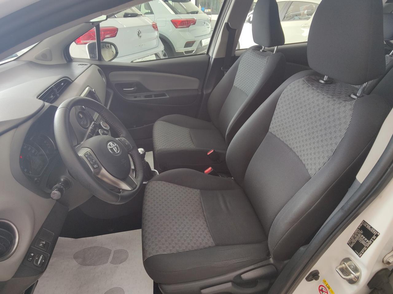 Toyota Yaris 1.4 D-4D 5 porte Active