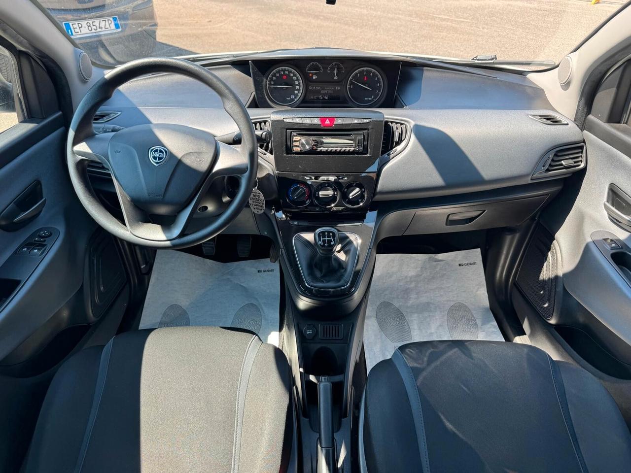 Lancia Ypsilon 1.2 BENZINA 69CV SILVER 2016