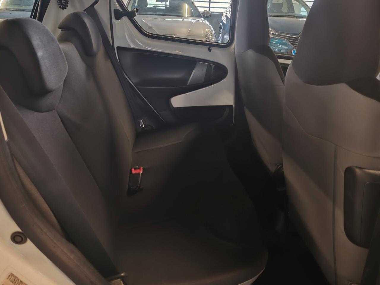 Toyota Aygo 1.0 12V VVT-i 5 porte Active