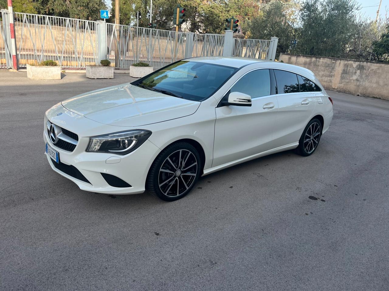 Mercedes-benz CLA 200 CDI Automatic Sport Km 99.00