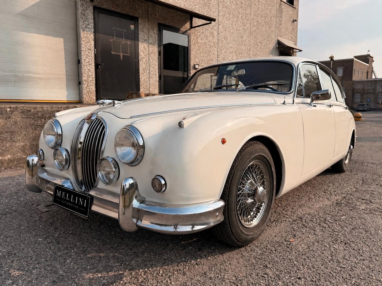 Jaguar MK II