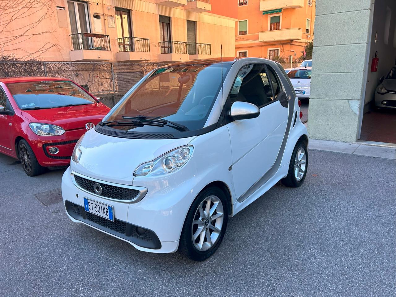 Smart ForTwo 1000 52 kW MHD coupé passion