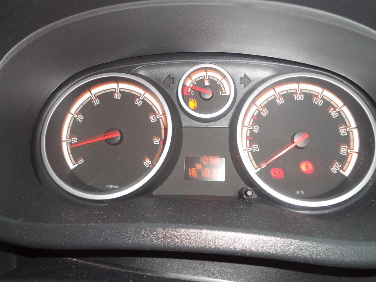 Opel Corsa 1.2 5 porte Elective OK NEOPATENTATI TAGLIANDI OPEL