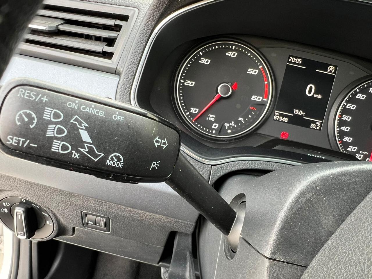 SEAT ARONA 1.6 TDI 95CV 2018!!! PROMO !!!