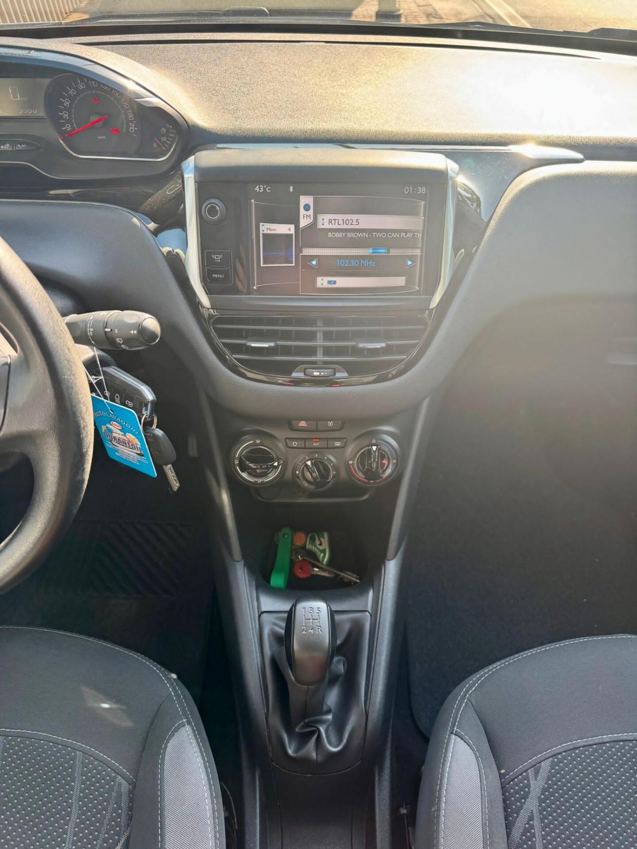 Peugeot 208 1.2 VTi 82 CV 5 porte Allure
