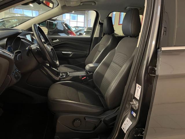 FORD Kuga 2.0 TDCI 150 CV S&S 4WD Powershift Titanium