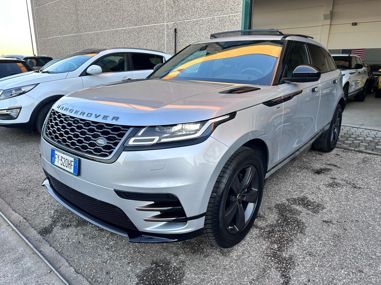 Land Rover Range Rover Velar 2.0D I4 240 CV R-Dynamic S TETTO PANORAMICO PELLE