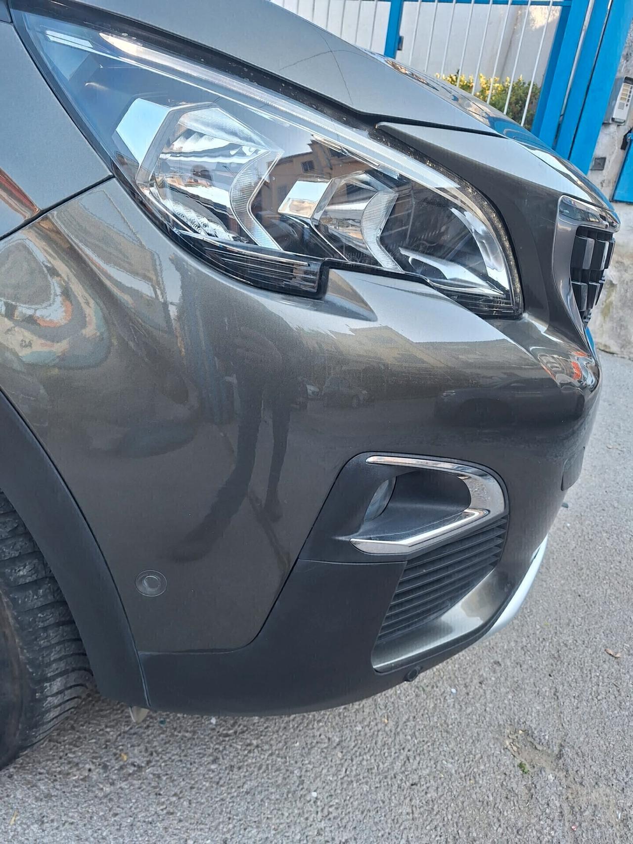 Peugeot 3008 BlueHDi 130 S&S EAT8 Allure