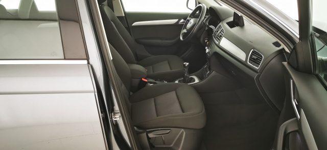 AUDI Q3 2.0 TDI 120 CV Business