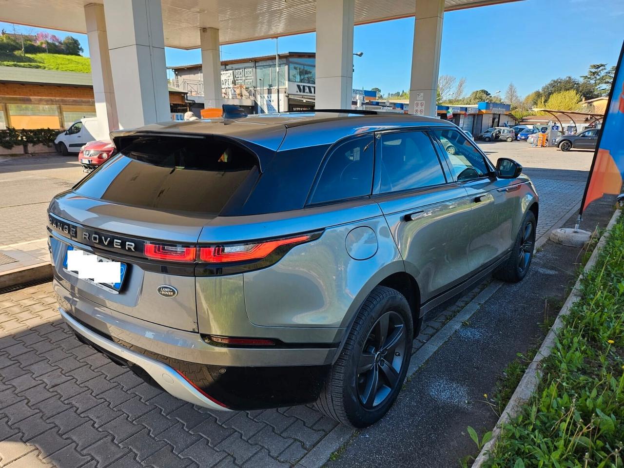 Land Rover Range Rover Velar Range Rover Velar 2.0D I4 240 CV R-Dynamic HSE BELLISSIMO!!! TETTO PANORAMA APRIBILE, FULL FULL!!!!!!