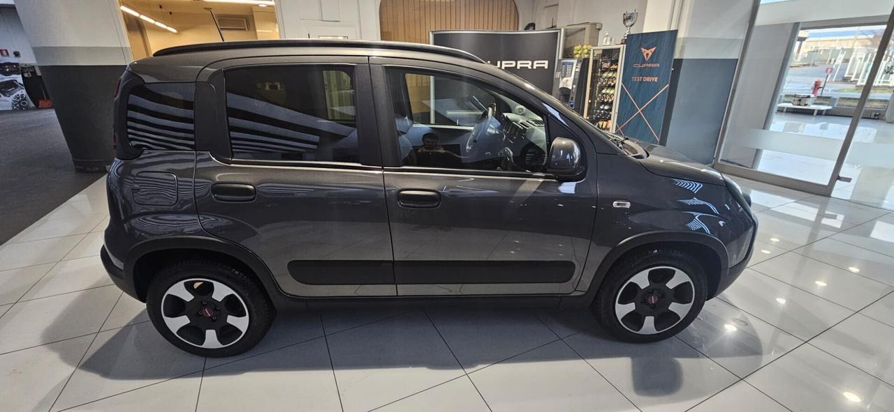 Fiat Panda 1.0 FireFly S&S Hybrid City Cross