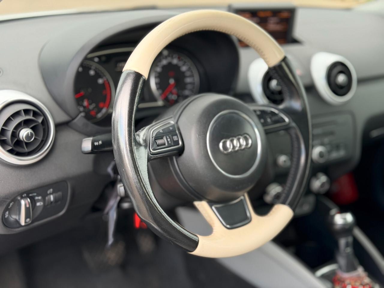 Audi A1 SPB 1.4 TFSI 122cv S tronic*Tetto*Fari