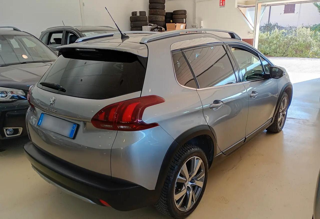 Peugeot 2008 BlueHDi 100 S&S Allure