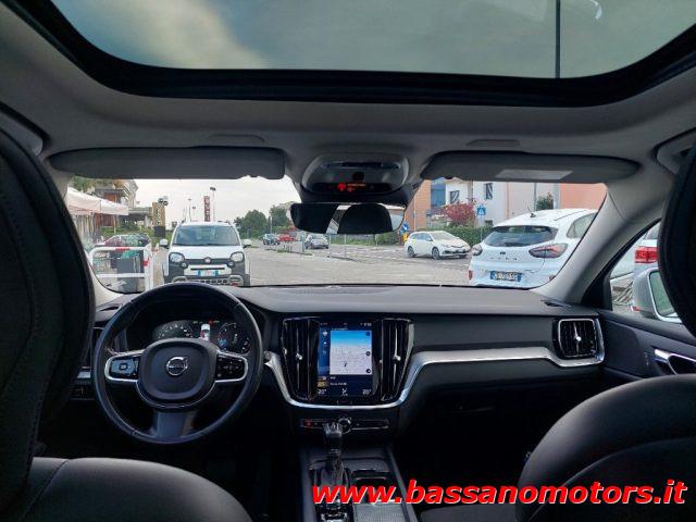 VOLVO V60 Cross Country D4 AWD Geartronic Business Plus
