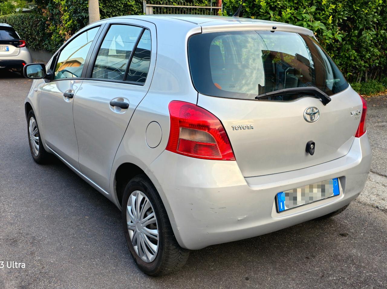 Toyota yaris ok neopatentati garantita 12 mesi