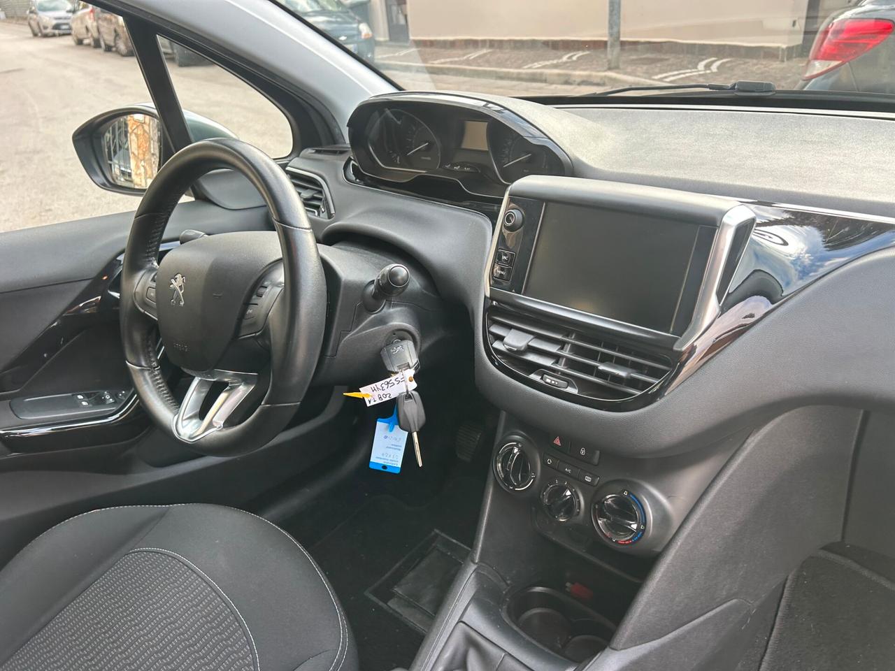 Peugeot 208 PureTech 82 Stop&Start 5 porte Allure