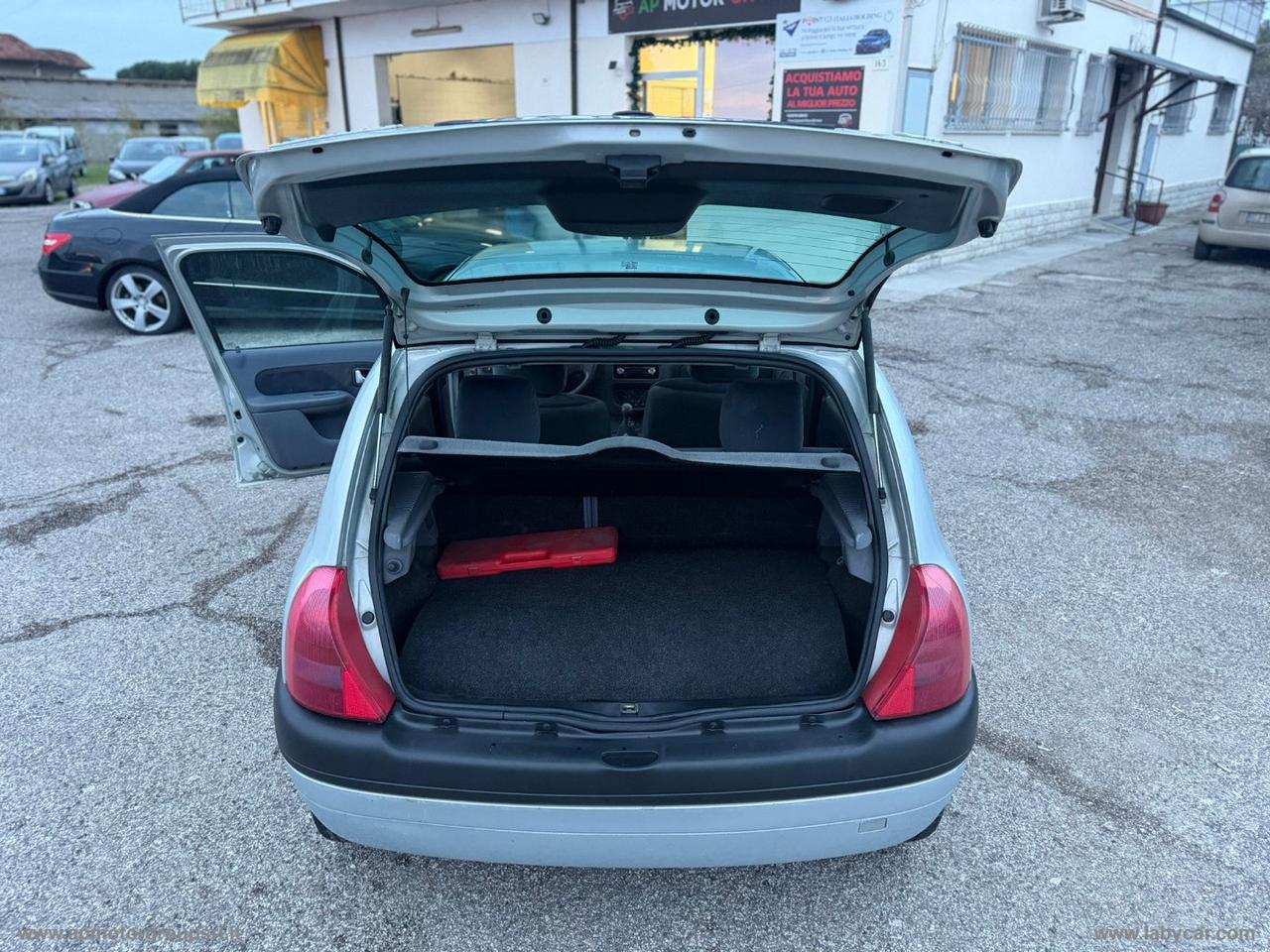 RENAULT Clio 1.2CAT 5p. RT