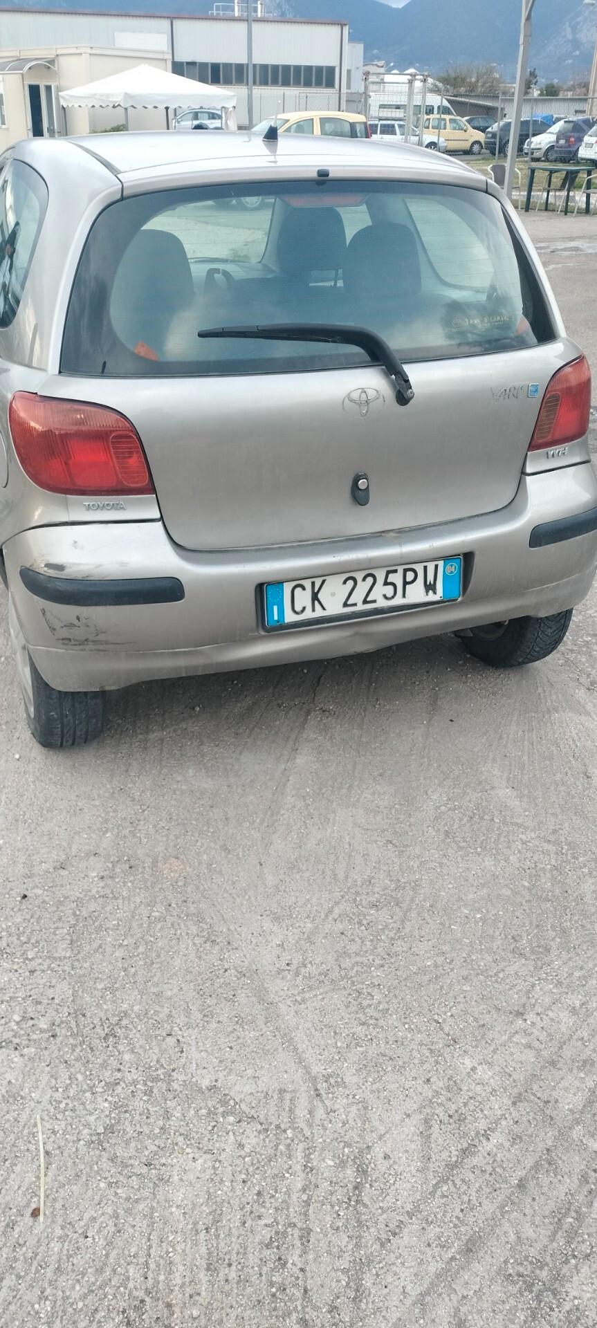 Toyota Yaris 1.0i 16V cat 3 porte