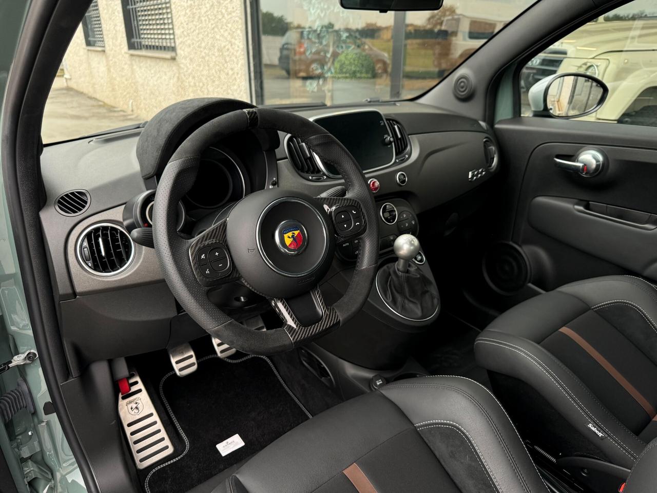 Abarth 695 1.4 Turbo T-Jet 180 CV 70° Anniversario