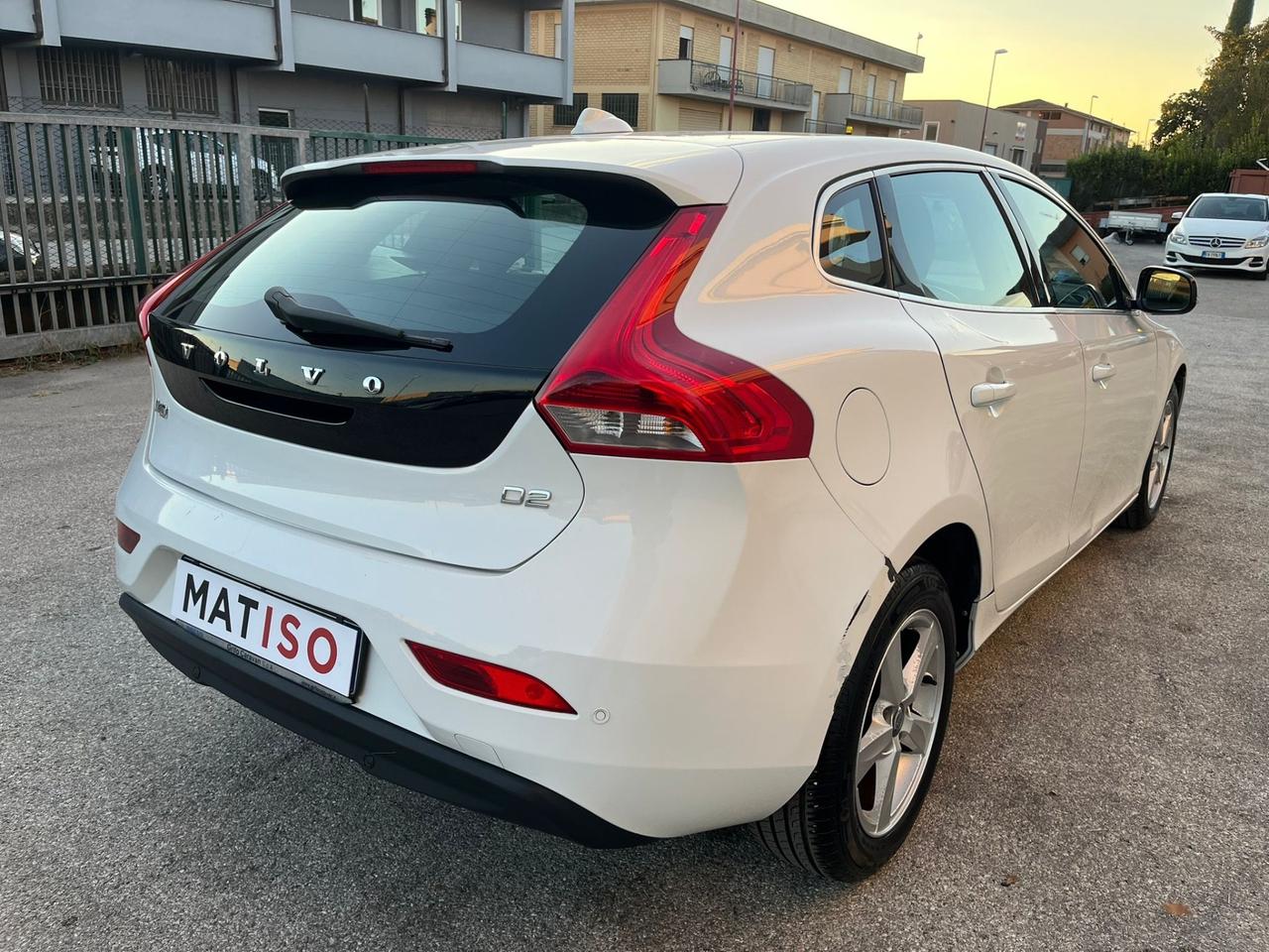 Volvo V40 D2 1.6 Diesel Summum