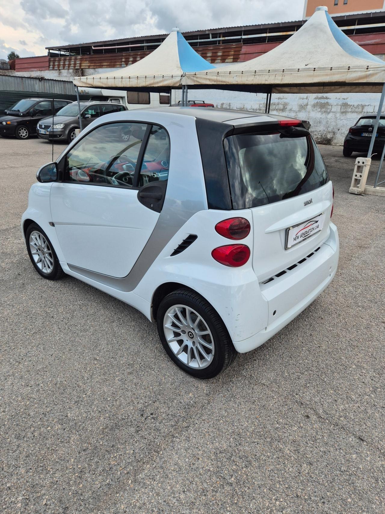 Smart ForTwo 1000 62 kW coupé passion