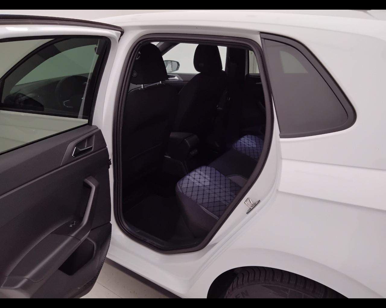 VOLKSWAGEN Polo VI 2022 - Polo 1.0 tsi R-Line 95cv