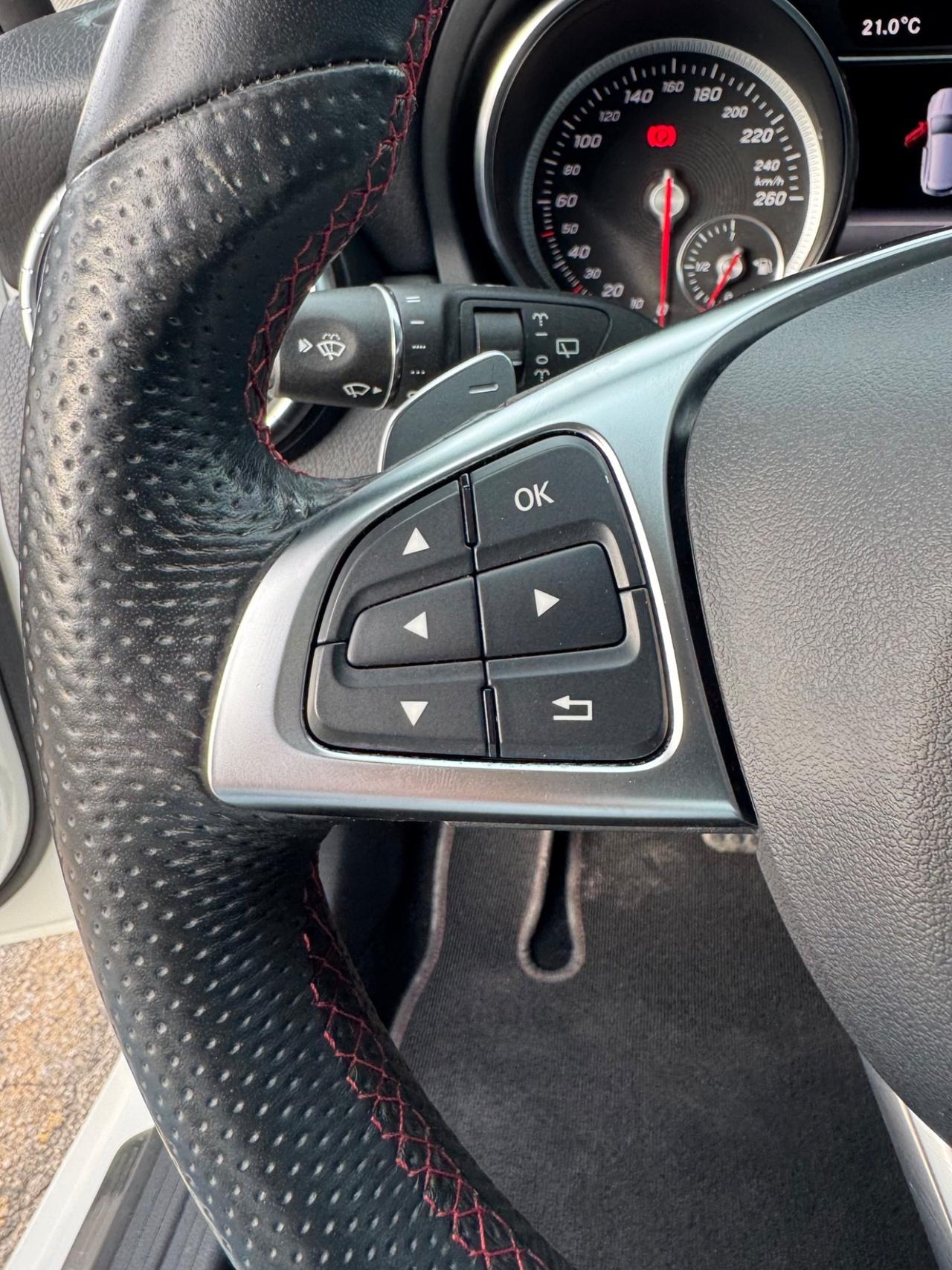 Mercedes CLA 200 d PREMIUM AMG