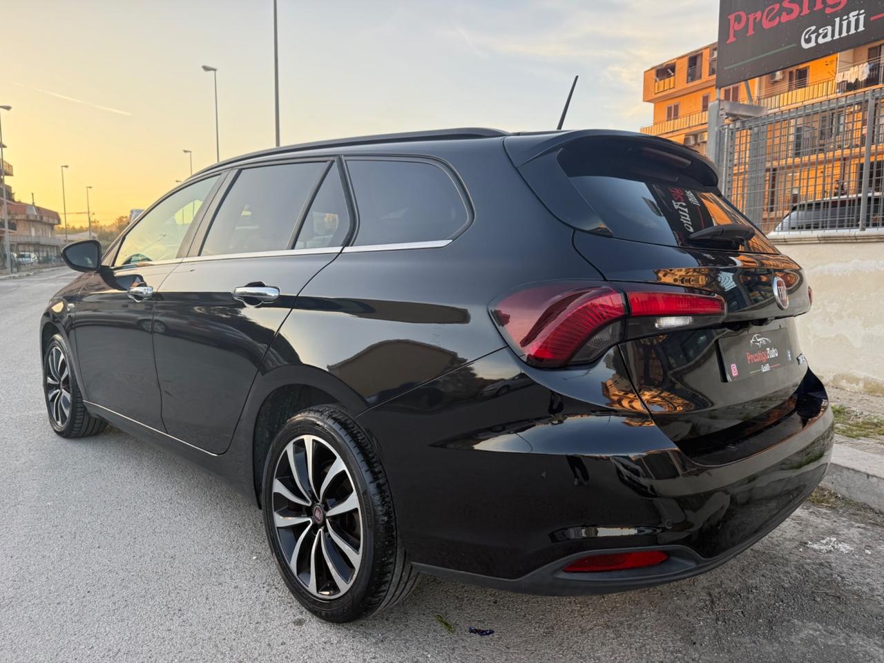 Fiat Tipo 1.6 Mjt S&S SW Lounge 2020