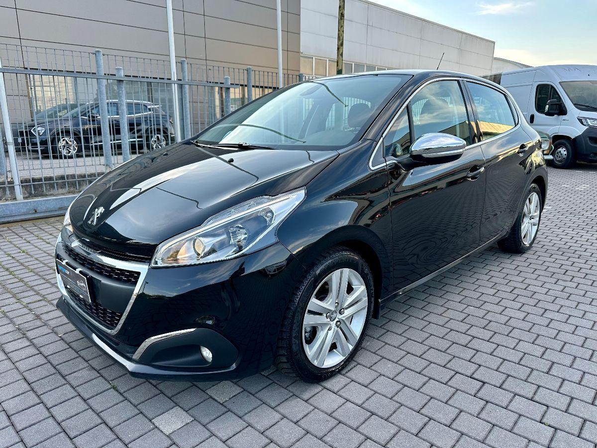 PEUGEOT - 208 - BlueHDi 100 S&S 5p. Allure Navi Pack