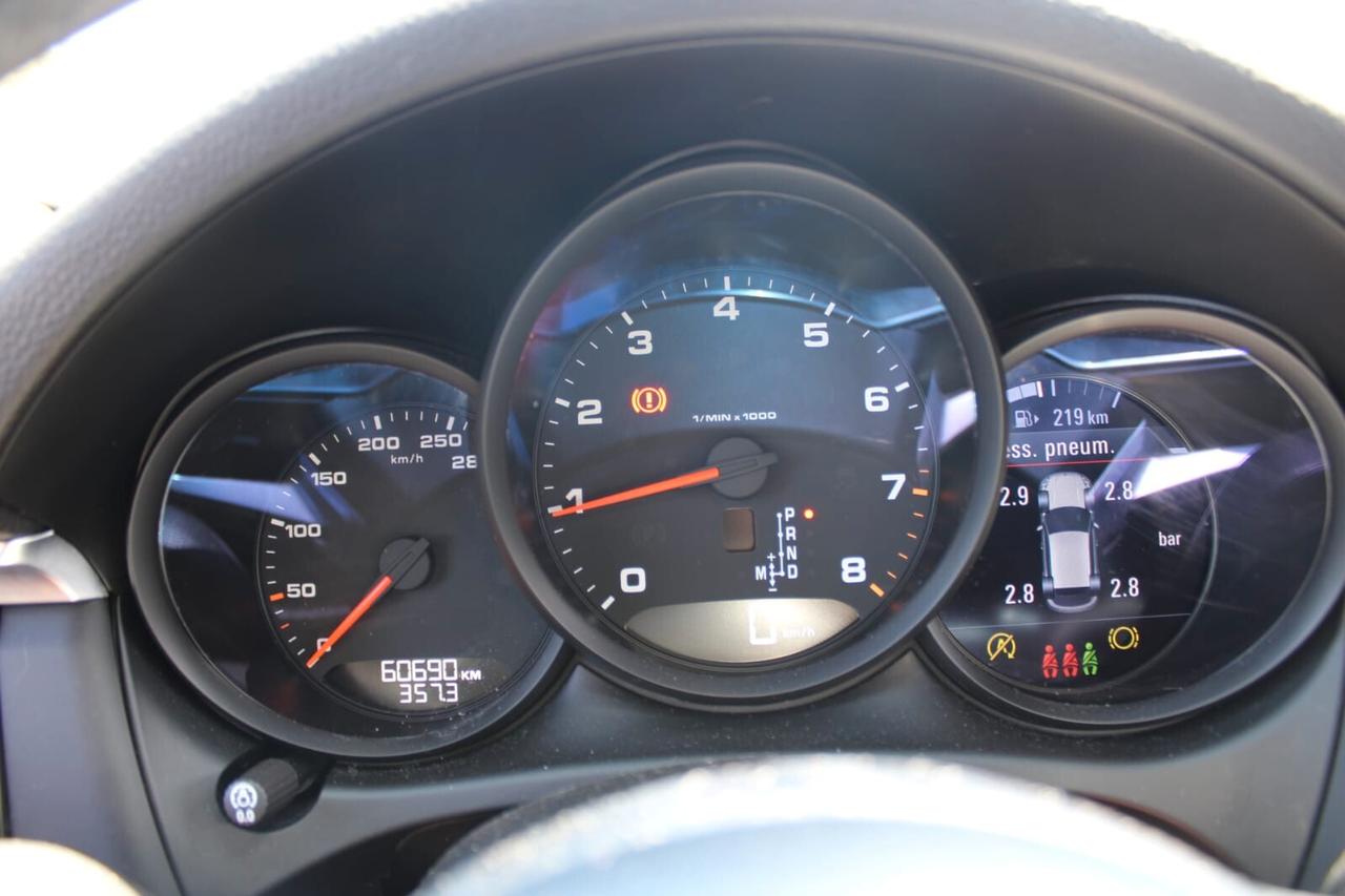 Porsche Macan Tua A SOLI 638€ al mese Anticipo 8000€